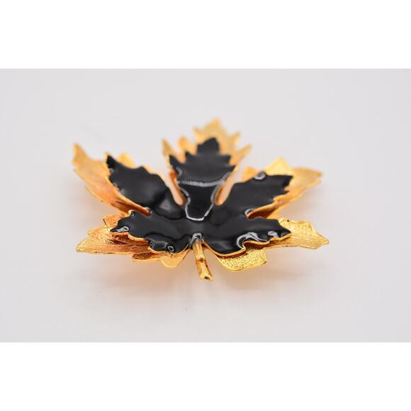 Vintage Maple Leaf Pin Brooch Black Enamel Shiny Gold Tone Autumn 1990s BinAH - Picture 5 of 12